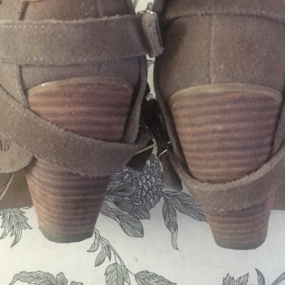 Naughty monkey booties - Picture 4 of 7